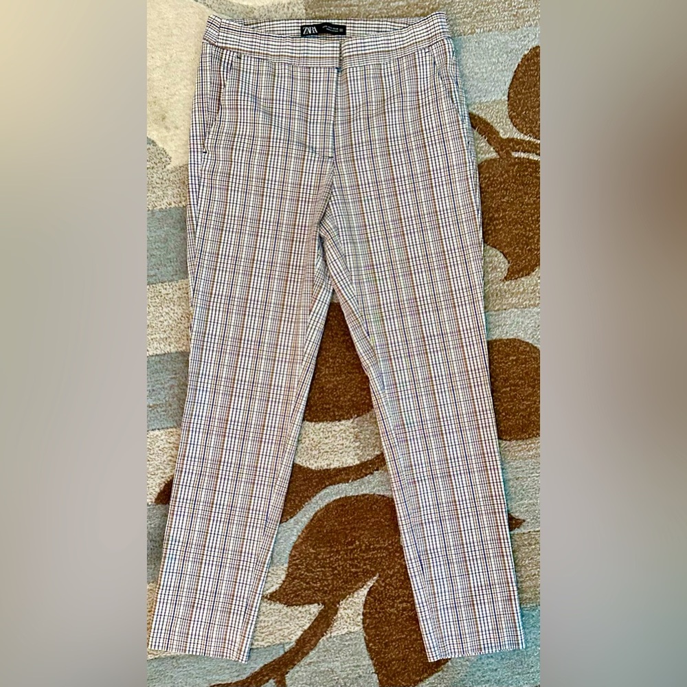 Zara Flat Waist Plaid Tapered Trousers in Navy Tan & Gold - Picture 3 of 6